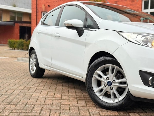 Used Ford Fiesta 2015 for sale - 76148002: Photo 3