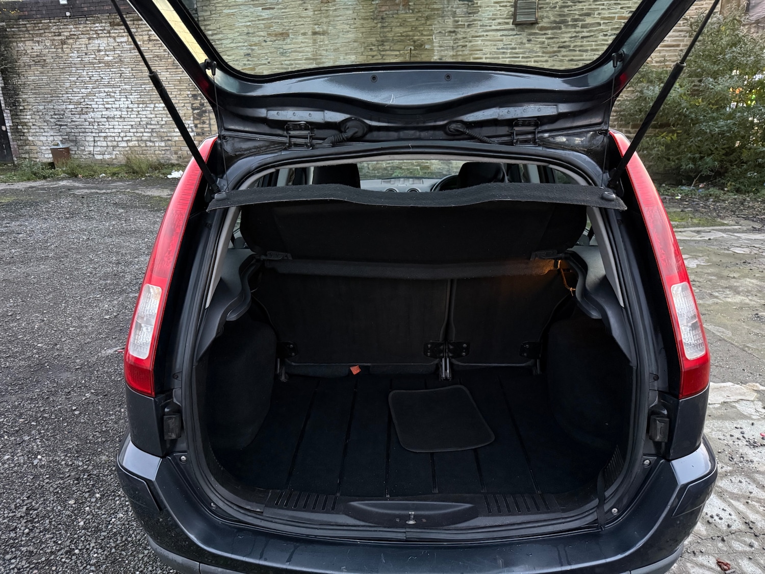 Used Ford Fusion 2008 for sale - 76483292: Photo 11