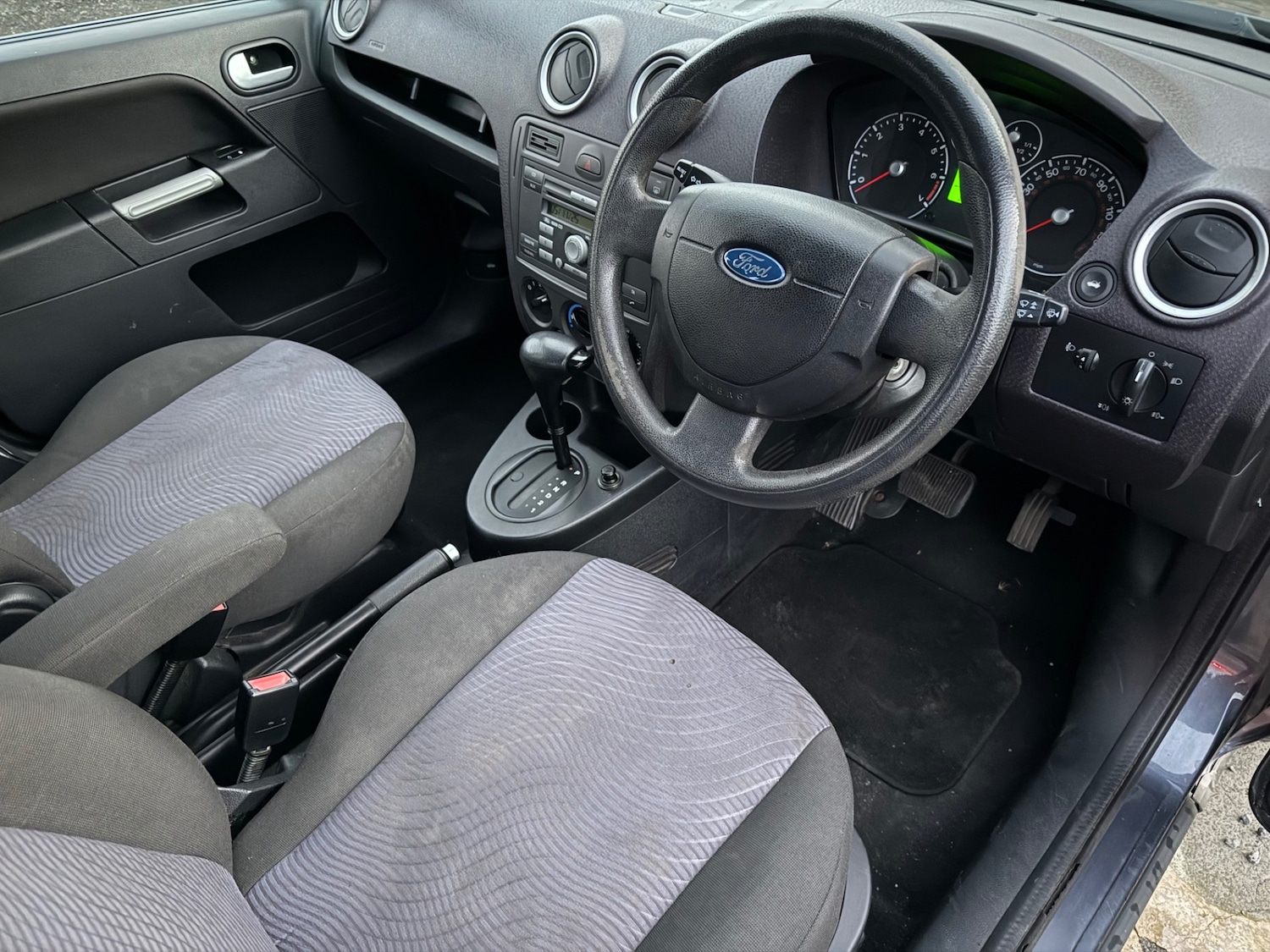 Used Ford Fusion 2008 for sale - 76483292: Photo 9