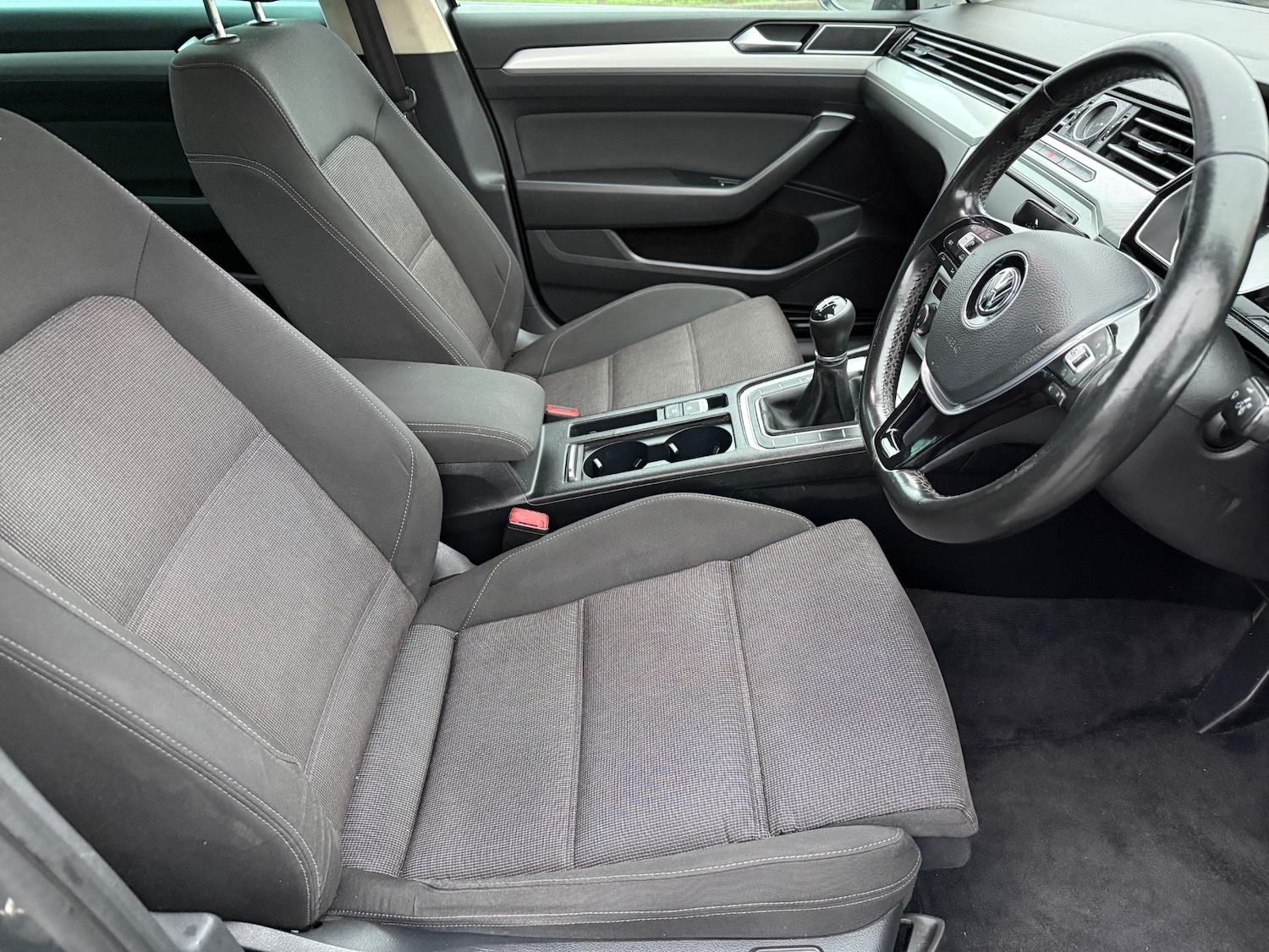 Used Volkswagen Passat 2015 for sale - 77020154: Photo 10