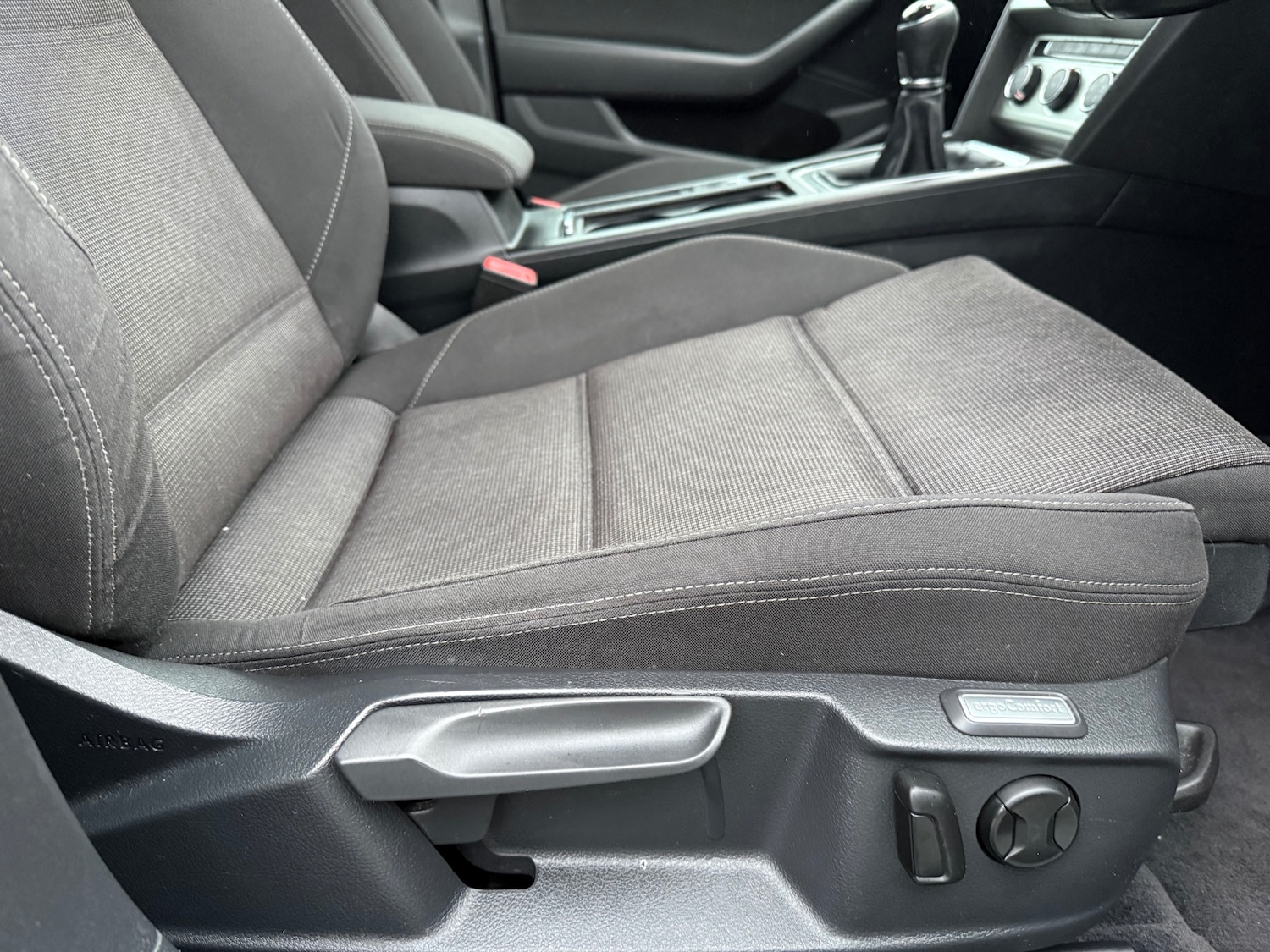 Used Volkswagen Passat 2015 for sale - 77020154: Photo 11