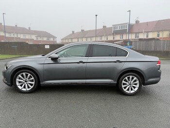 Used Volkswagen Passat 2015 for sale - 77020154: Photo