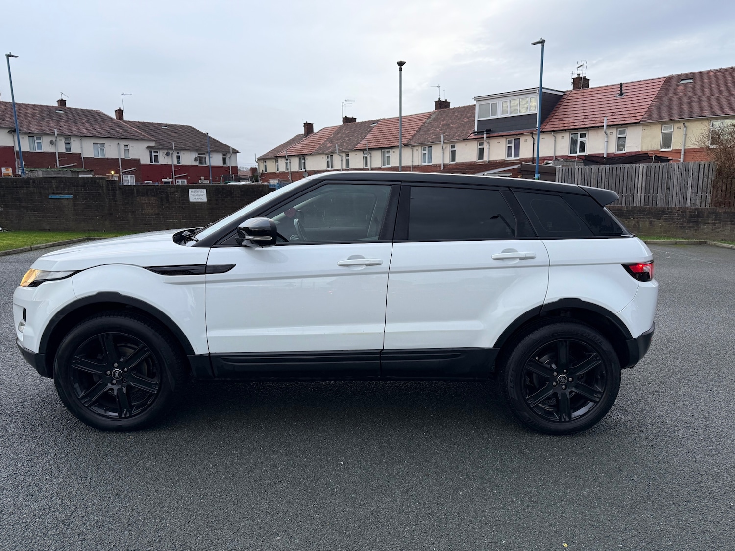Used Land Rover Range Rover Evoque 2013 for sale - 76945861: Photo 4