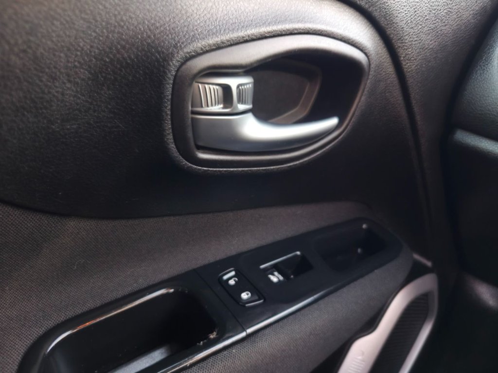 Used Jeep Renegade 2016 for sale - 77706153: Photo 45