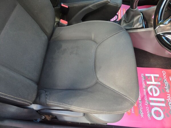 Used Renault Clio 2013 for sale - 76124219: Photo 21