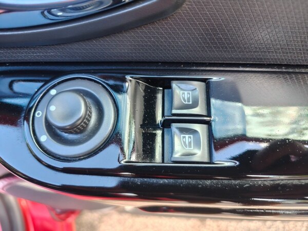 Used Renault Clio 2013 for sale - 76124219: Photo 27