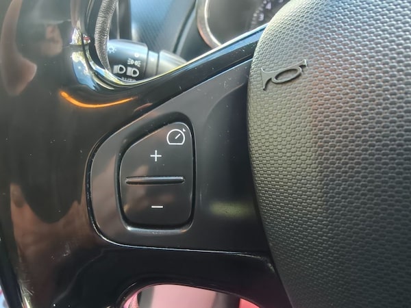 Used Renault Clio 2013 for sale - 76124219: Photo 35