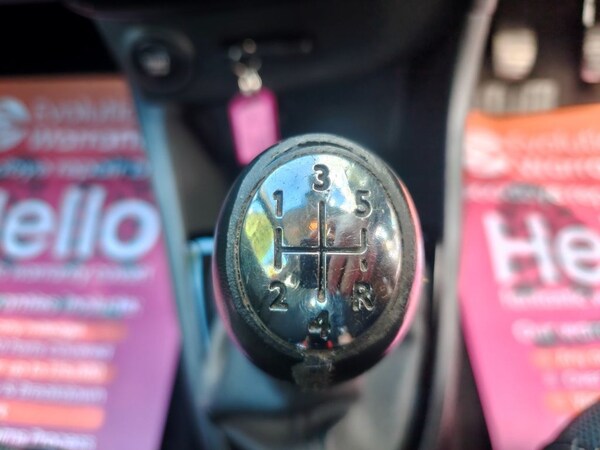 Used Renault Clio 2013 for sale - 76124219: Photo 39