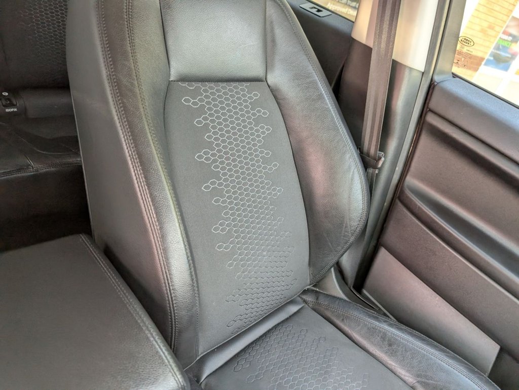 Used Land Rover Discovery Sport 2017 for sale - 77383488: Photo 25