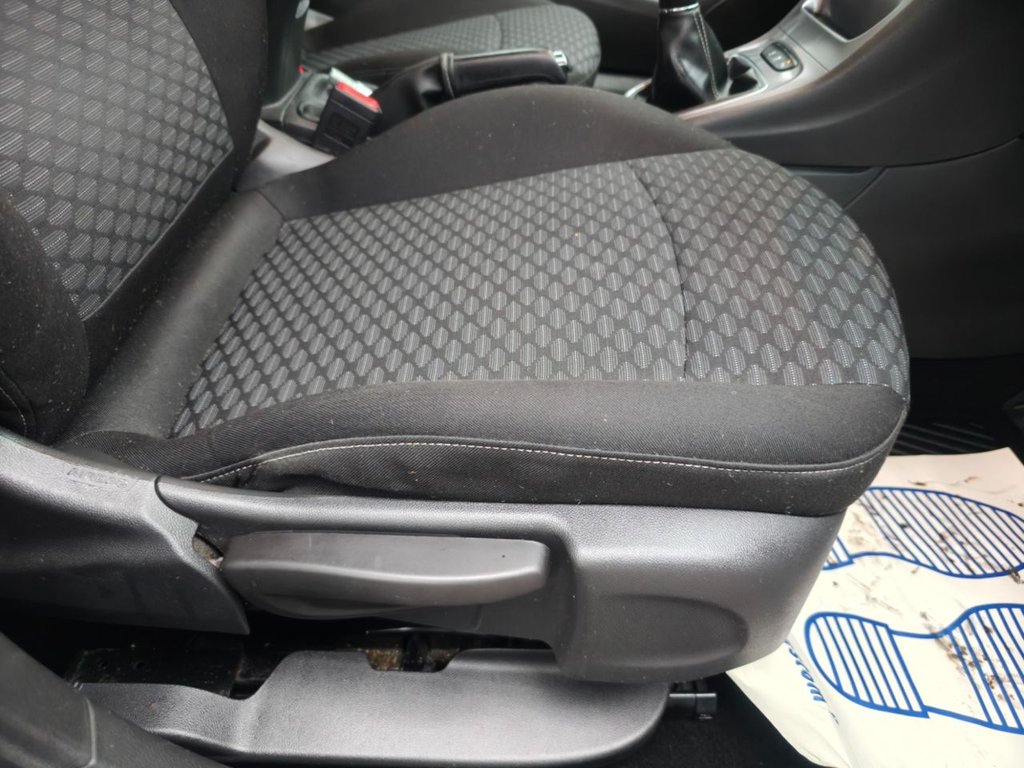 Used Vauxhall Astra 2017 for sale - 76546613: Photo 20