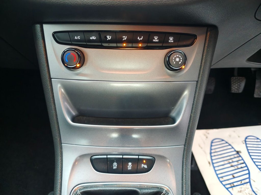 Used Vauxhall Astra 2017 for sale - 76546613: Photo 30