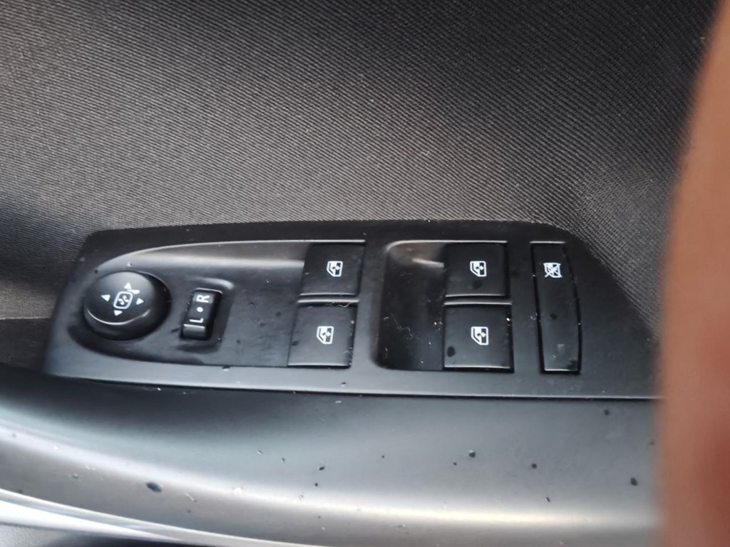 Used Vauxhall Astra 2017 for sale - 76546613: Photo 32