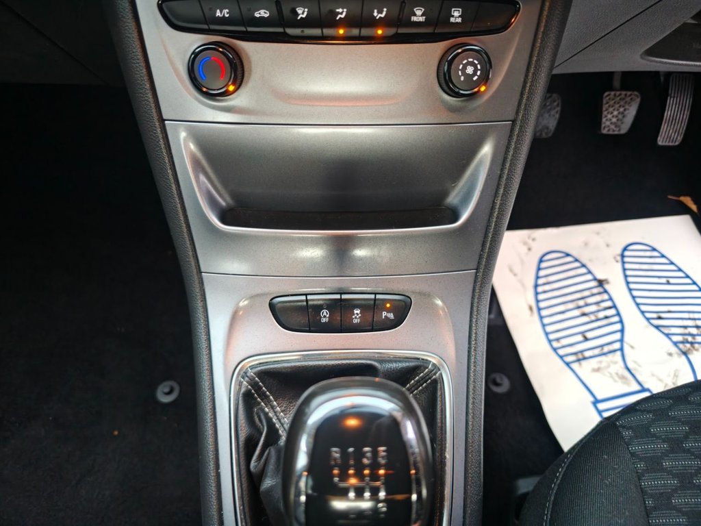 Used Vauxhall Astra 2017 for sale - 76546613: Photo 41