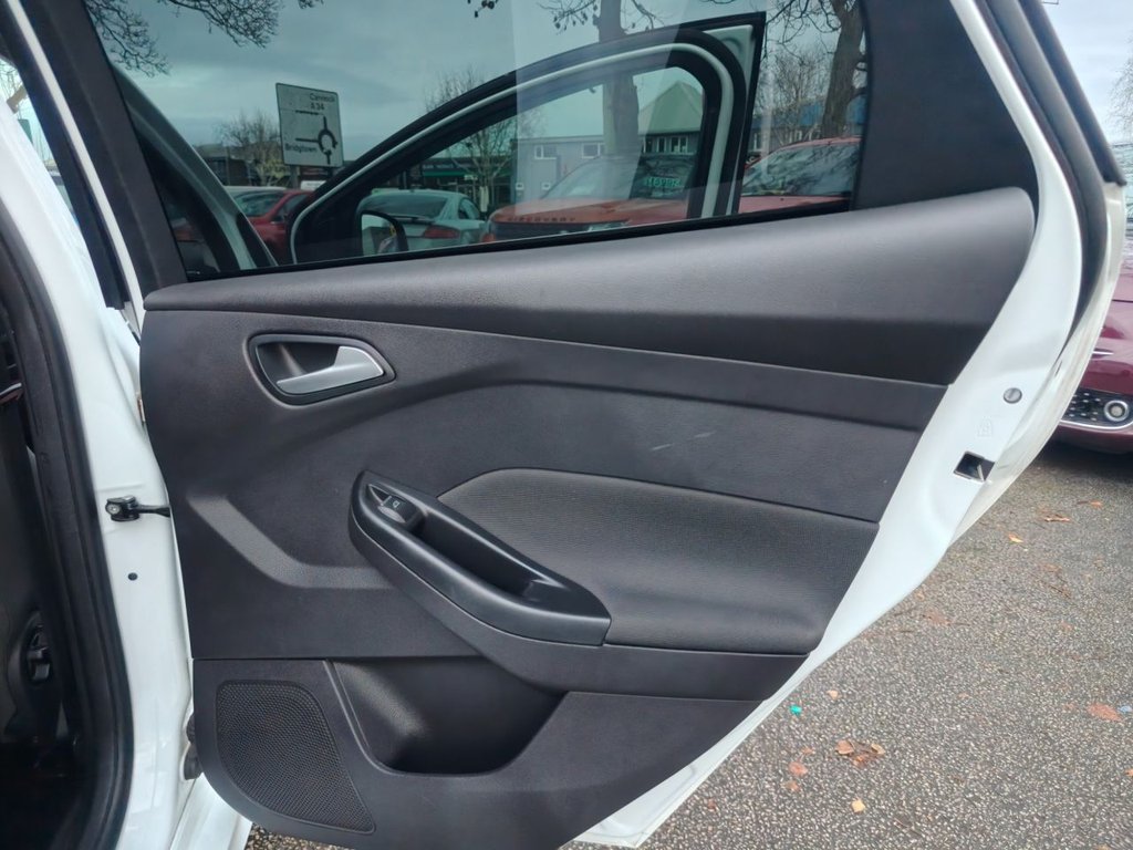 Used Ford Focus 2013 for sale - 76867437: Photo 29