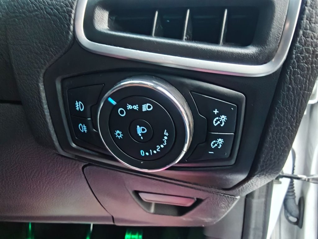 Used Ford Focus 2013 for sale - 76867437: Photo 43