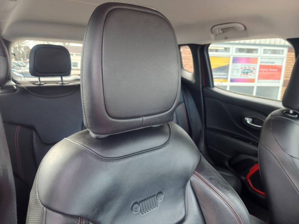 Used Jeep Renegade 2015 for sale - 77836028: Photo 27