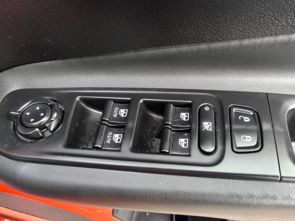 Used Jeep Renegade 2015 for sale - 77836028: Photo 39