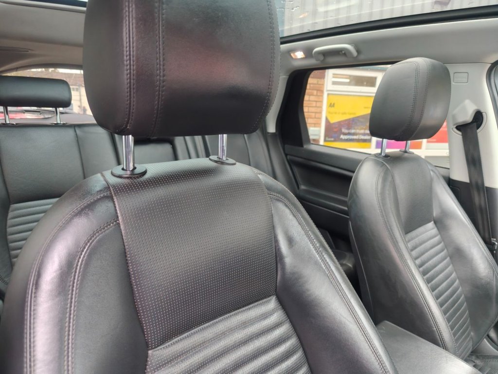 Used Land Rover Discovery Sport 2016 for sale - 76469957: Photo 30