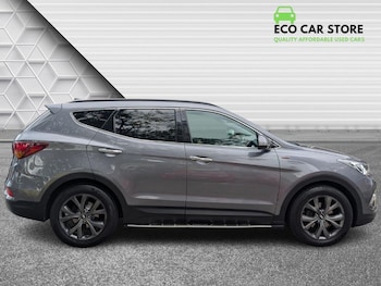 Used Hyundai Santa Fe 2017 for sale - 75585829: Photo