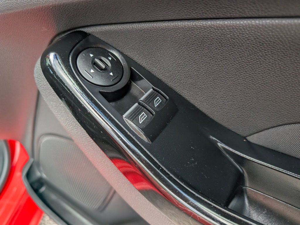 Used Ford Fiesta 2015 for sale - 76740098: Photo 30