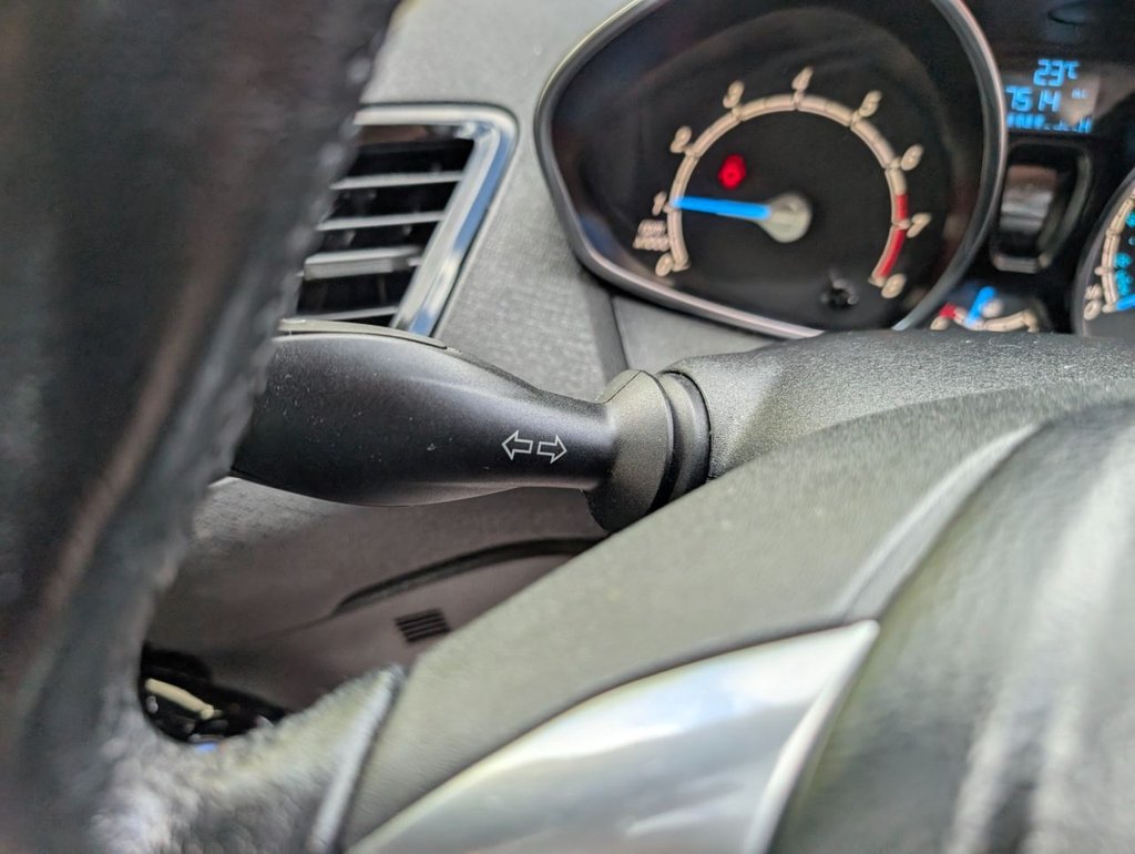 Used Ford Fiesta 2015 for sale - 76740098: Photo 41