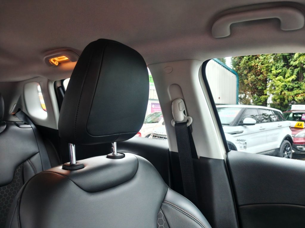 Used Jeep Compass 2018 for sale - 76883155: Photo 32