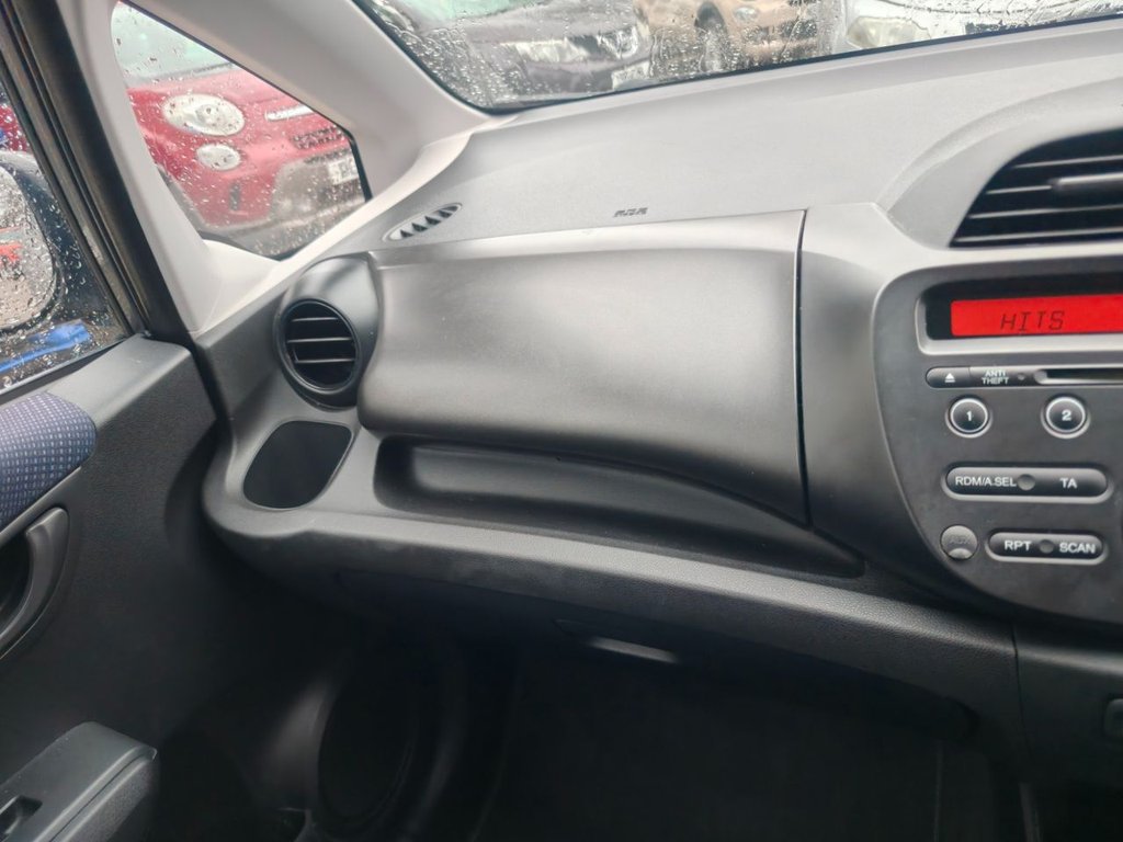 Used Honda Jazz 2015 for sale - 77680266: Photo 21