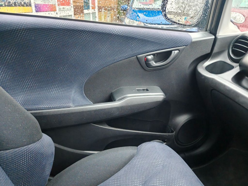 Used Honda Jazz 2015 for sale - 77680266: Photo 24