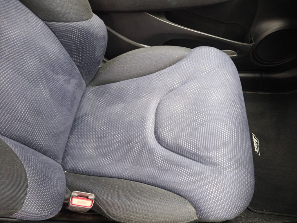 Used Honda Jazz 2015 for sale - 77680266: Photo 30