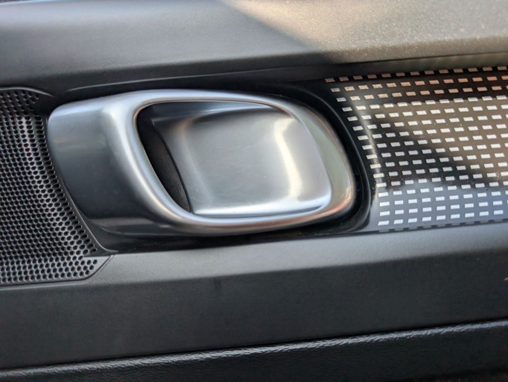 Used Volvo XC40 2018 for sale - 76973379: Photo 47