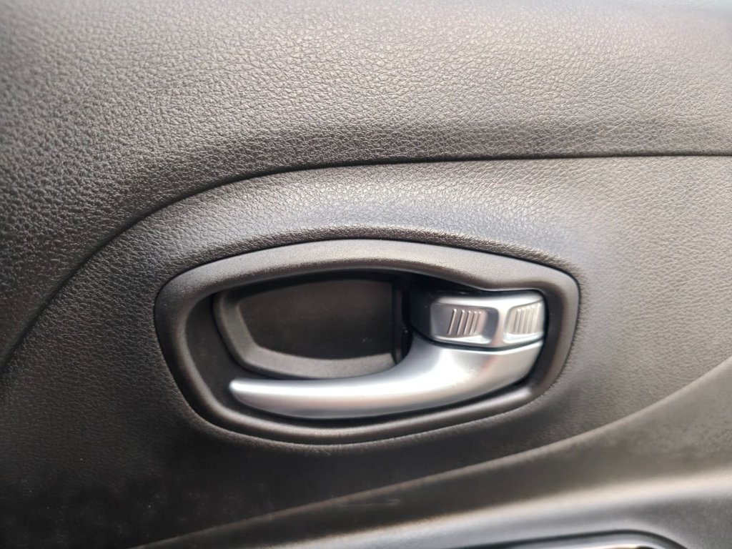 Used Jeep Renegade 2016 for sale - 76481826: Photo 41