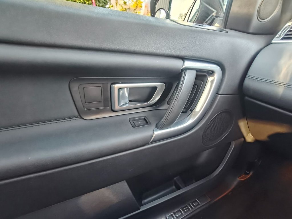 Used Land Rover Discovery Sport 2016 for sale - 76797979: Photo 50