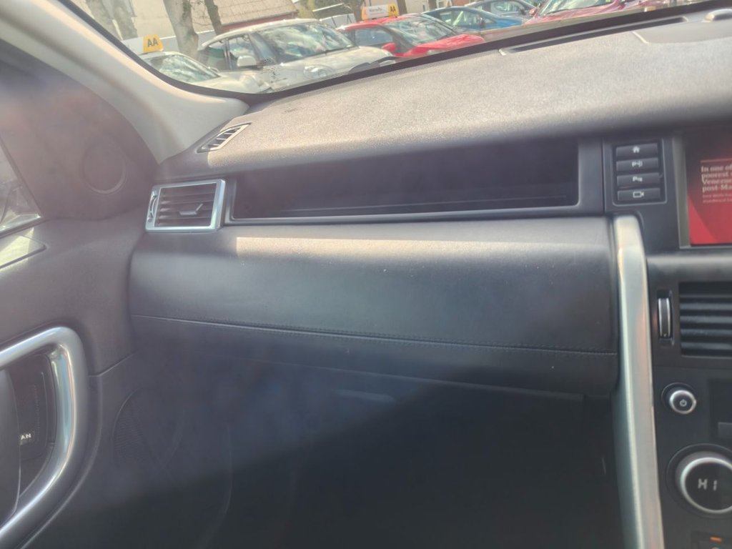 Used Land Rover Discovery Sport 2015 for sale - 78030346: Photo 18