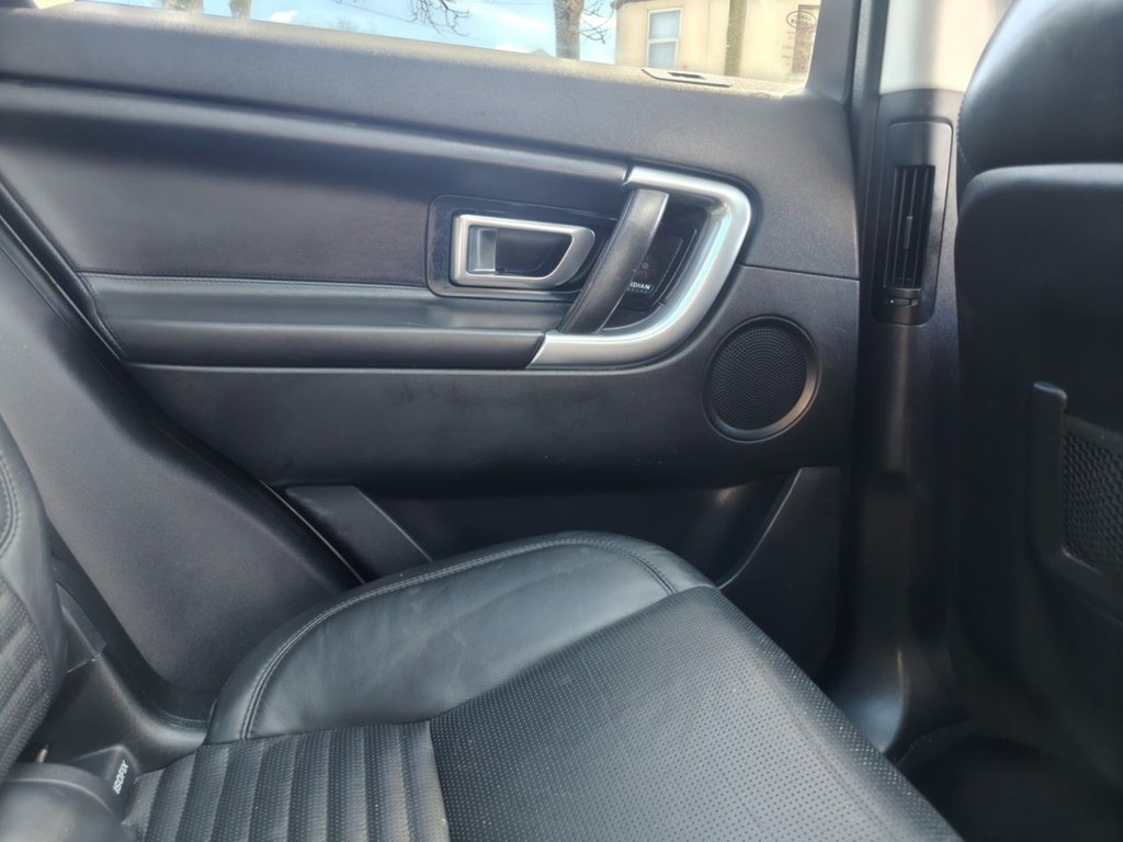Used Land Rover Discovery Sport 2015 for sale - 78030346: Photo 36