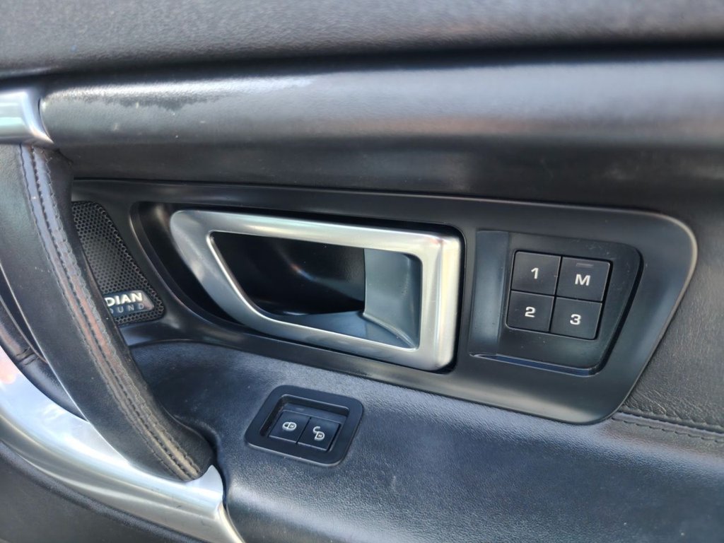 Used Land Rover Discovery Sport 2015 for sale - 78030346: Photo 37