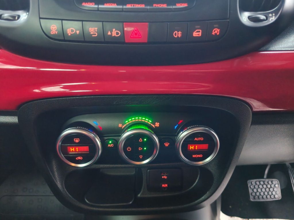 Used Fiat 500L 2014 for sale - 76783353: Photo 34