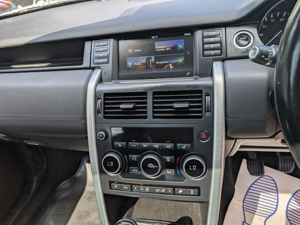 Used Land Rover Discovery Sport 2015 for sale - 75370294: Photo 21