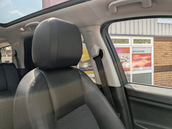 Used Land Rover Discovery Sport 2015 for sale - 75370294: Photo 33