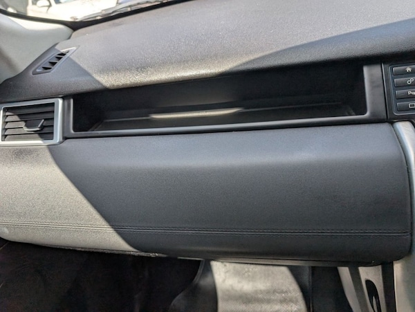 Used Land Rover Discovery Sport 2015 for sale - 75370294: Photo 44