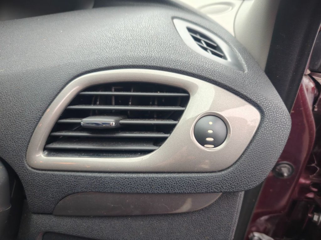 Used Renault Scenic Xmod 2015 for sale - 76569852: Photo 47