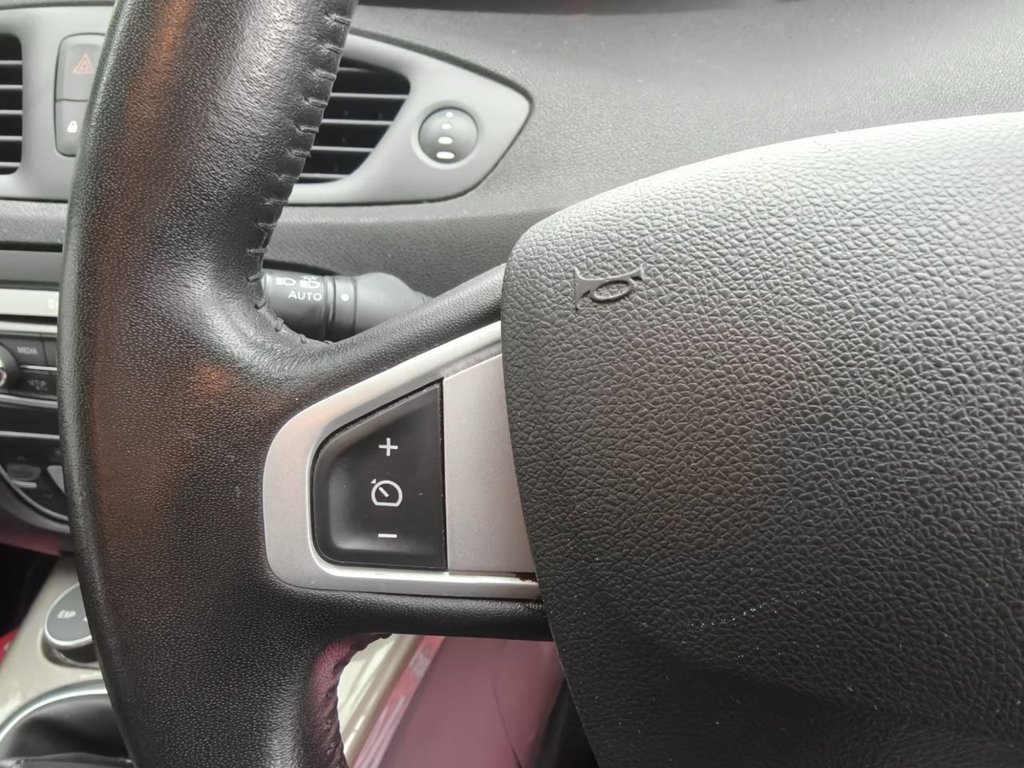 Used Renault Scenic Xmod 2015 for sale - 76569852: Photo 50