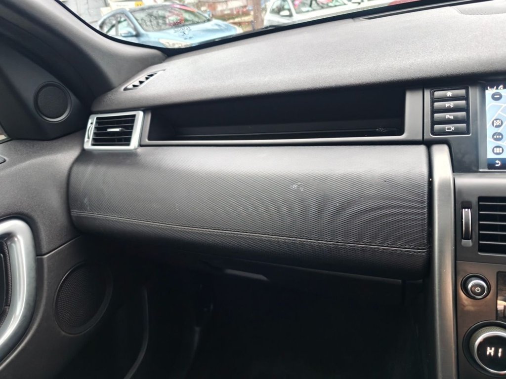 Used Land Rover Discovery Sport 2017 for sale - 76909702: Photo 17