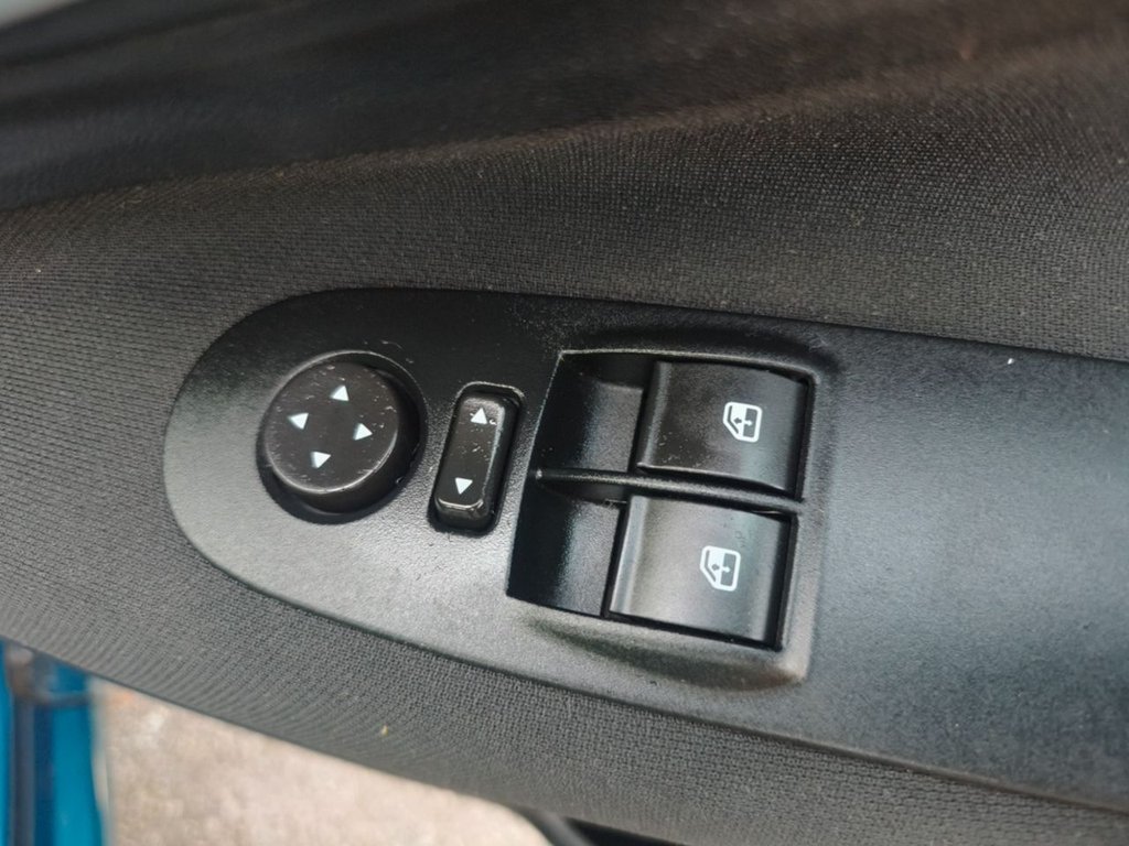 Used Fiat Punto 2013 for sale - 77764818: Photo 30