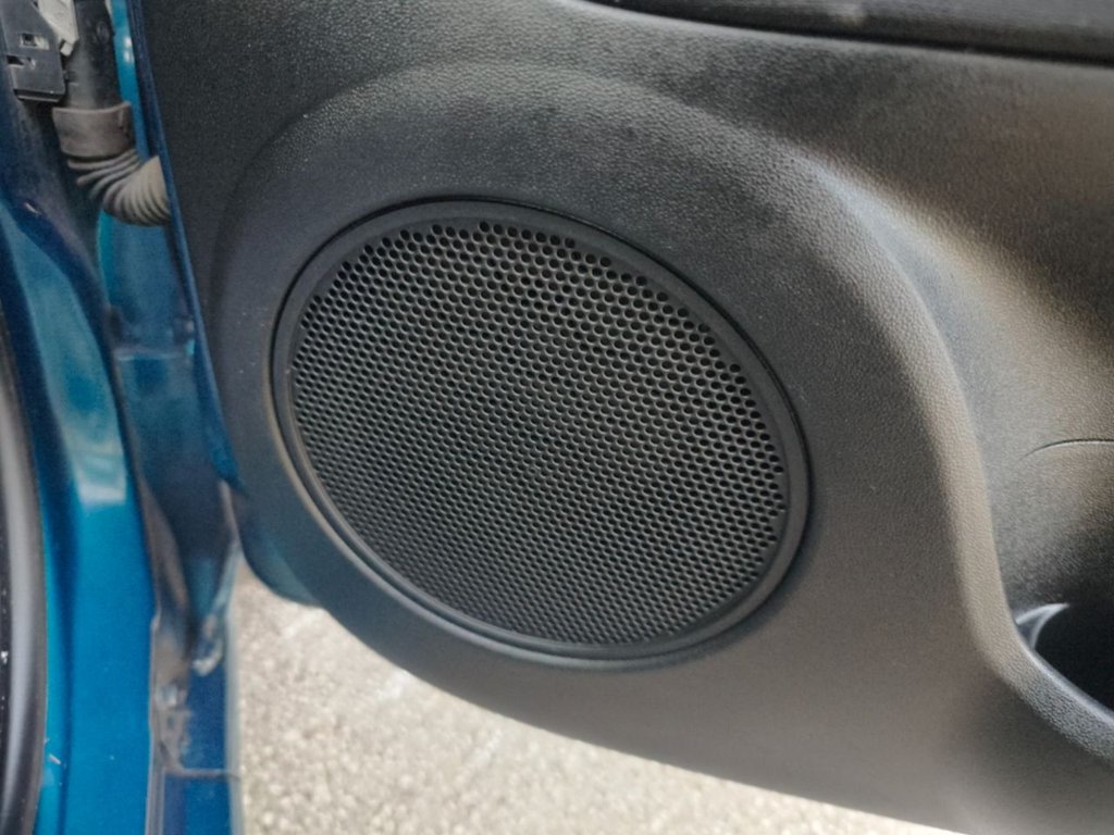 Used Fiat Punto 2013 for sale - 77764818: Photo 33