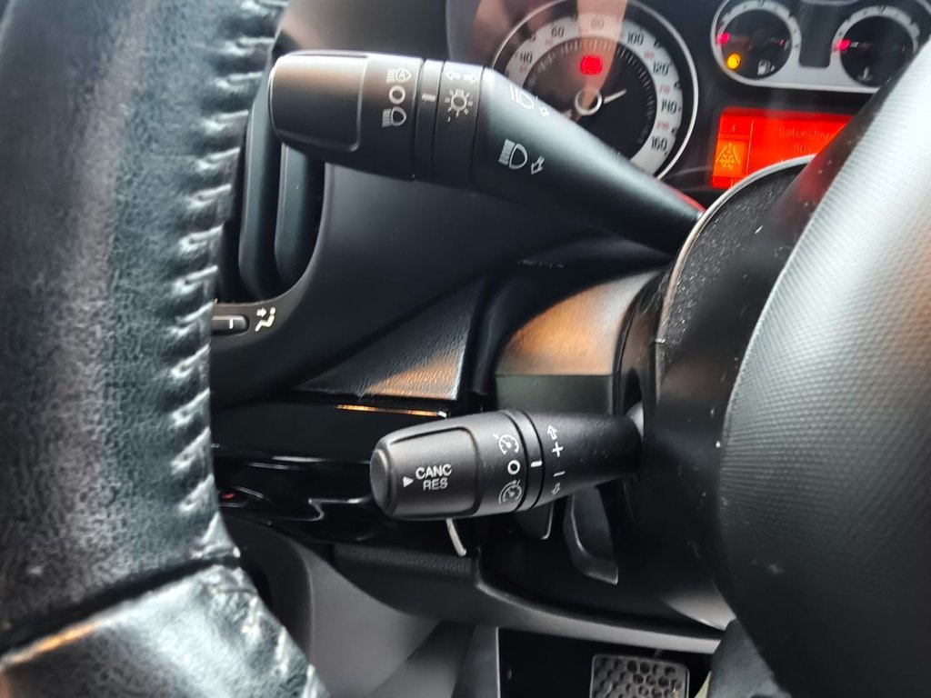 Used Fiat 500L 2014 for sale - 77280688: Photo 42