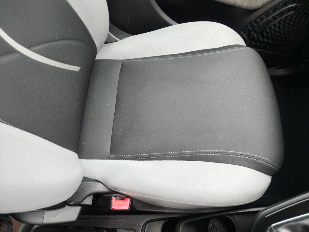 Used Chrysler Ypsilon 2011 for sale - 76867596: Photo 25