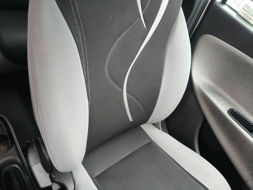 Used Chrysler Ypsilon 2011 for sale - 76867596: Photo 26