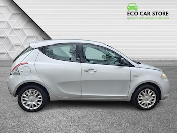 Used Chrysler Ypsilon 2011 for sale - 76867596: Photo