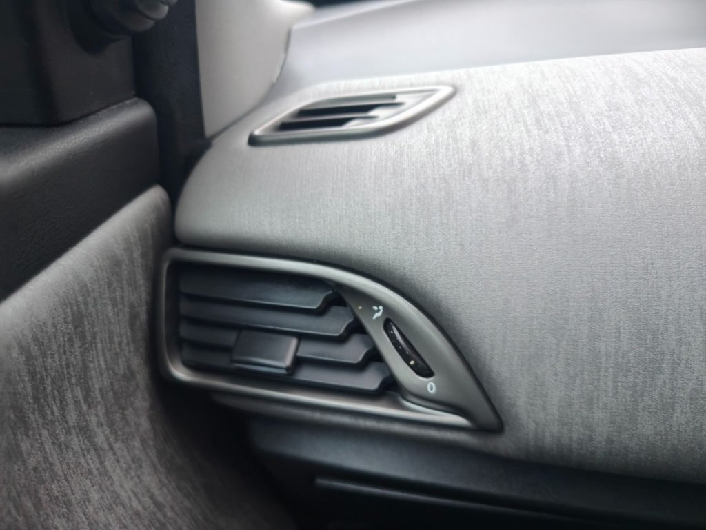 Used Chrysler Ypsilon 2011 for sale - 76867596: Photo 48