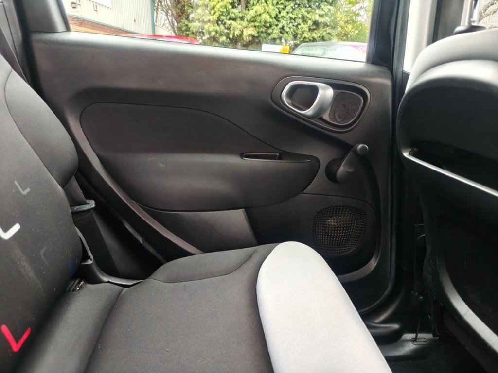 Used Fiat 500L 2017 for sale - 76670689: Photo 31